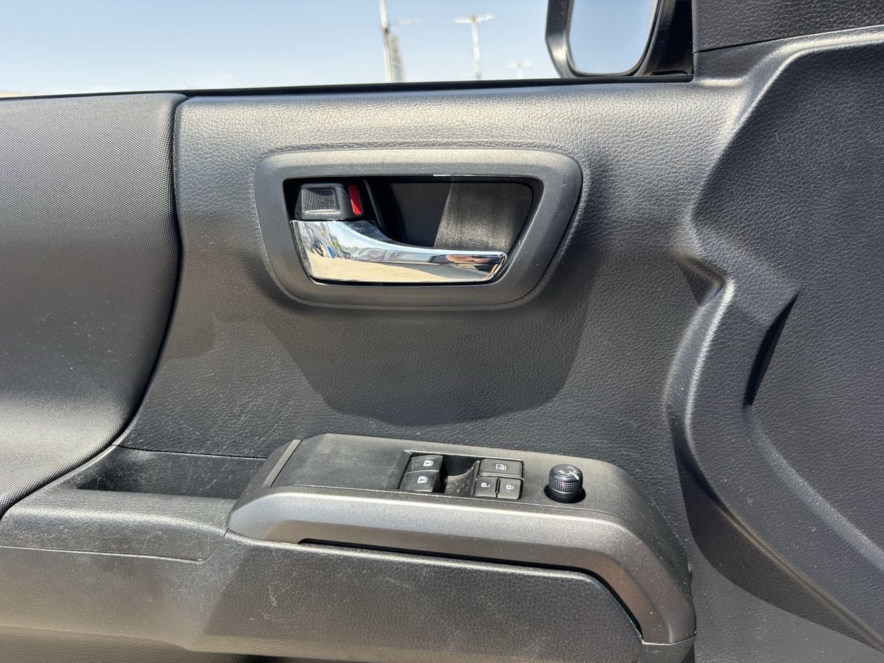 Used 2019 Toyota Tacoma TRD Sport RWD image 19