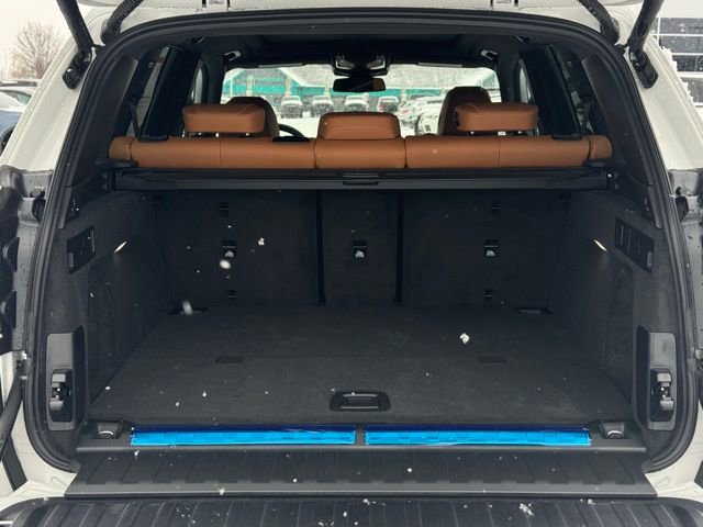 New 2026 BMW X5 xDrive50e w/ M Sport Package image 11
