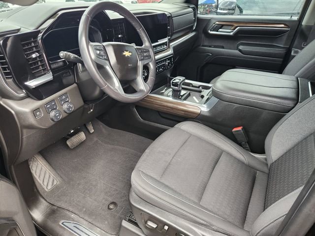 Used 2023 Chevrolet Silverado 1500 LT image 8