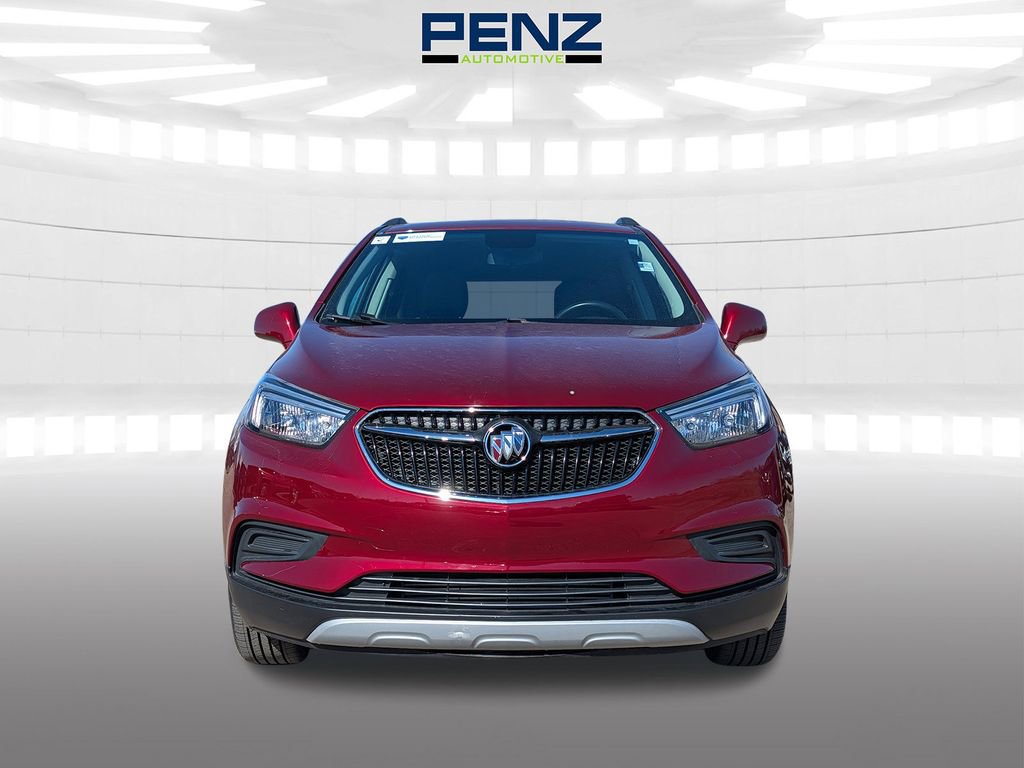 Used 2021 Buick Encore Preferred image 2