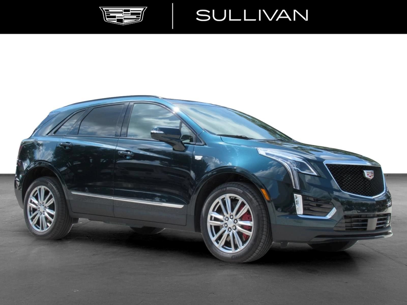 Certified 2026 Cadillac XT5 Sportv w/ LPO, Floor Liner Package AWD/4WD image 1