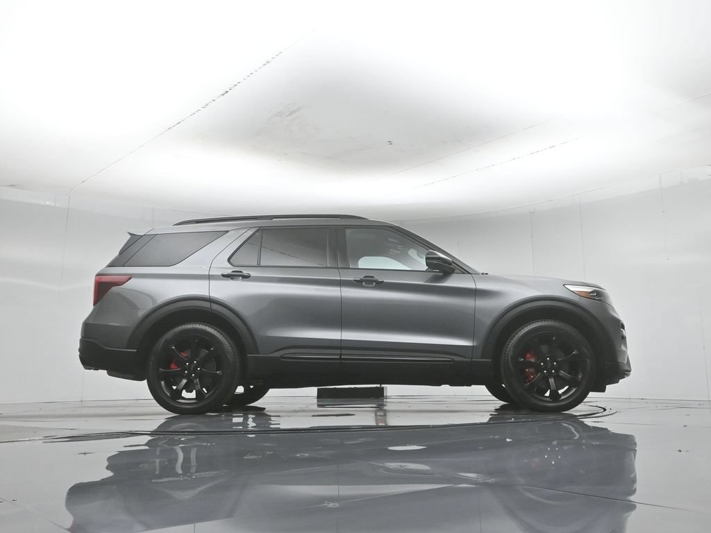 Certified 2024 Ford Explorer ST w/ Equipment Group 401A AWD/4WD image 54