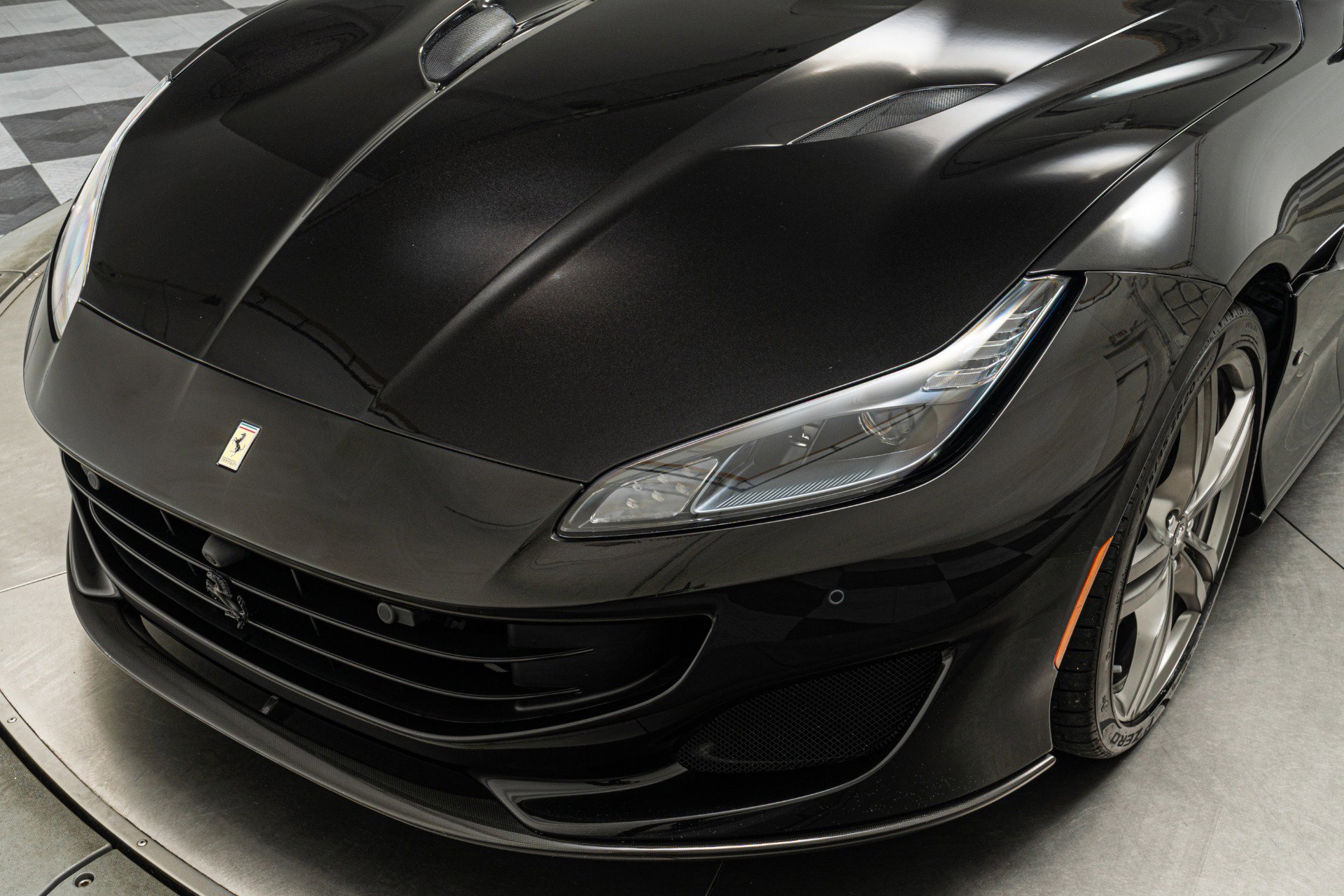 Used 2020 Ferrari Portofino image 30