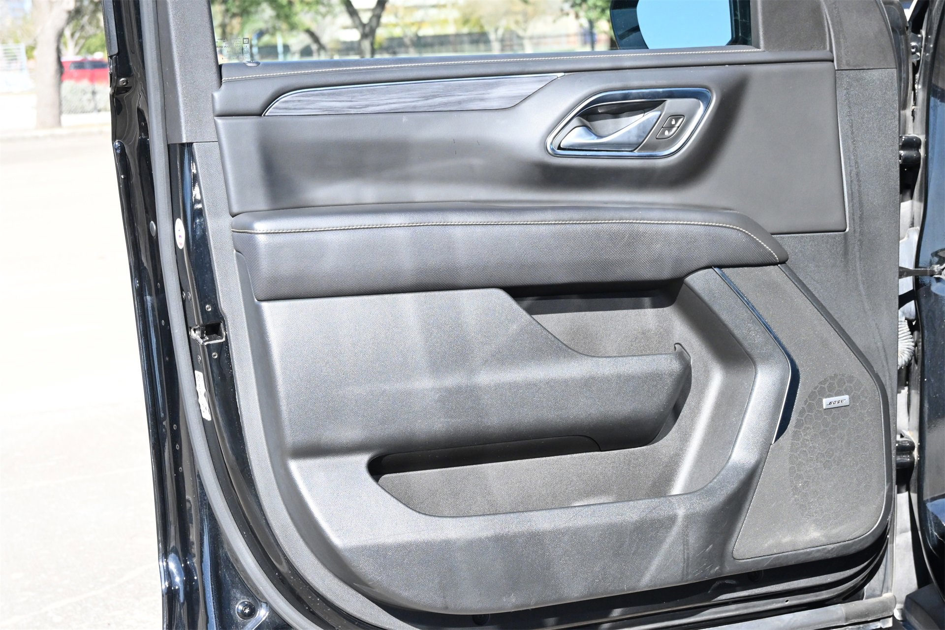 Used 2024 GMC Yukon SLT image 19