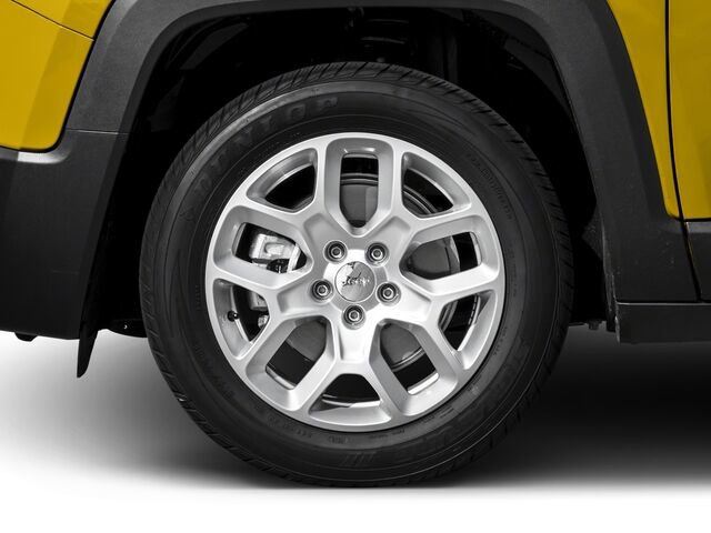 Used 2017 Jeep Renegade Altitude image 11