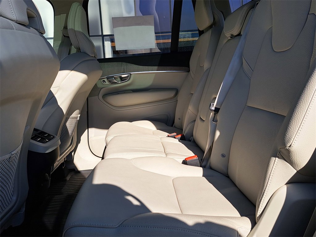 Used 2023 Volvo XC90 B6 Plus w/ Protection Package Premier image 24