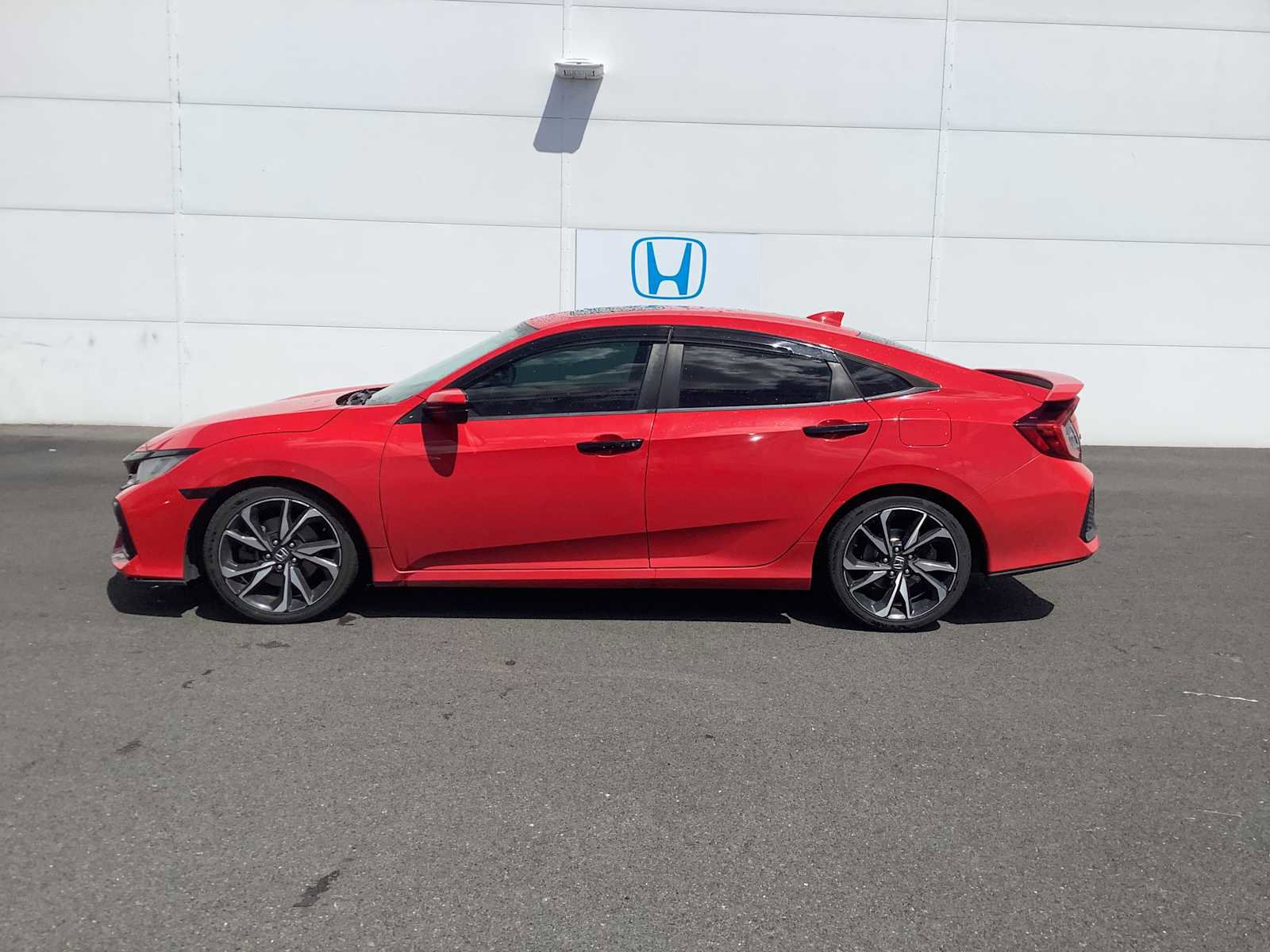 Used 2019 Honda Civic Si image 2