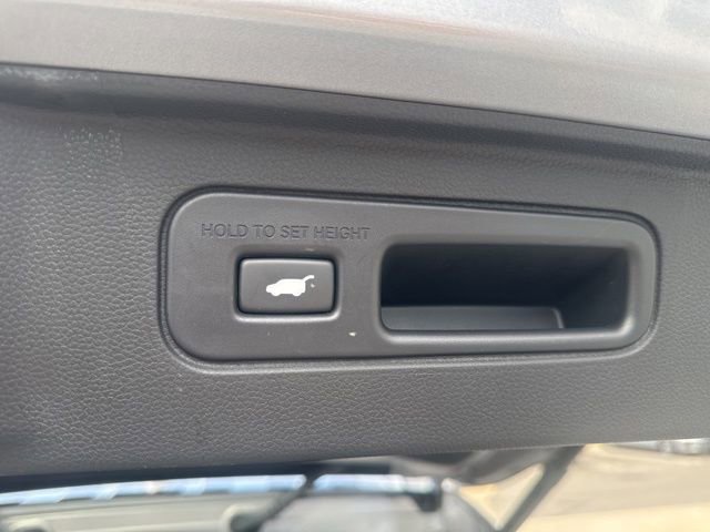 Used 2023 Honda Pilot Elite image 13