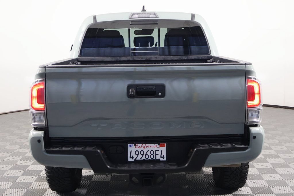 Used 2023 Toyota Tacoma TRD Off-Road w/ TRD Premium Off Road Package AWD/4WD image 5