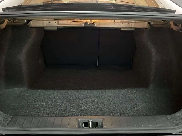 Used 2021 Nissan Versa S image 85