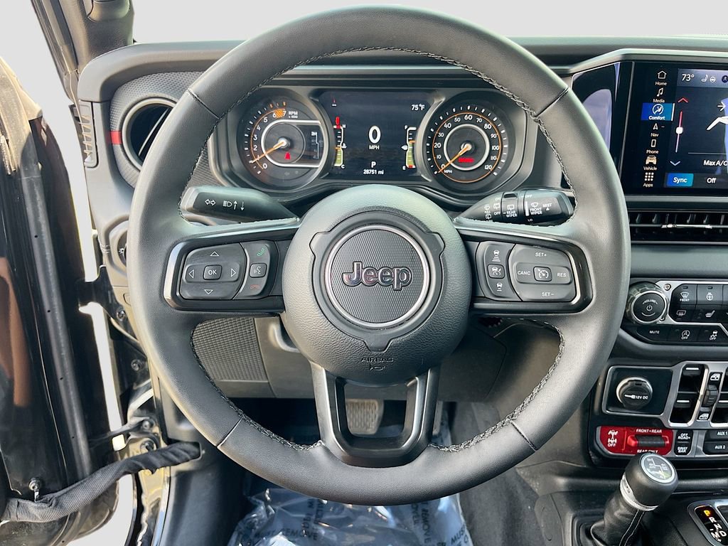 Certified 2025 Jeep Wrangler Unlimited Rubicon AWD/4WD image 11