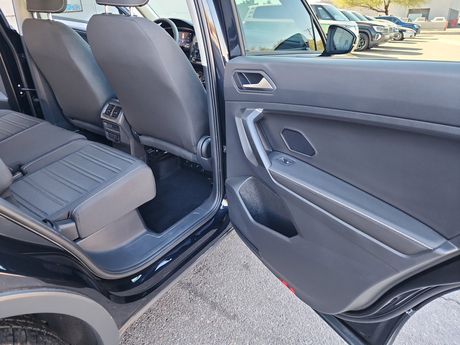 Used 2023 Volkswagen Tiguan S image 16