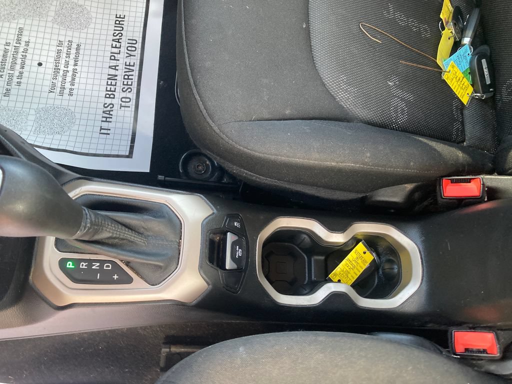 Used 2017 Jeep Renegade Sport w/ Power & Air Group FWD image 30