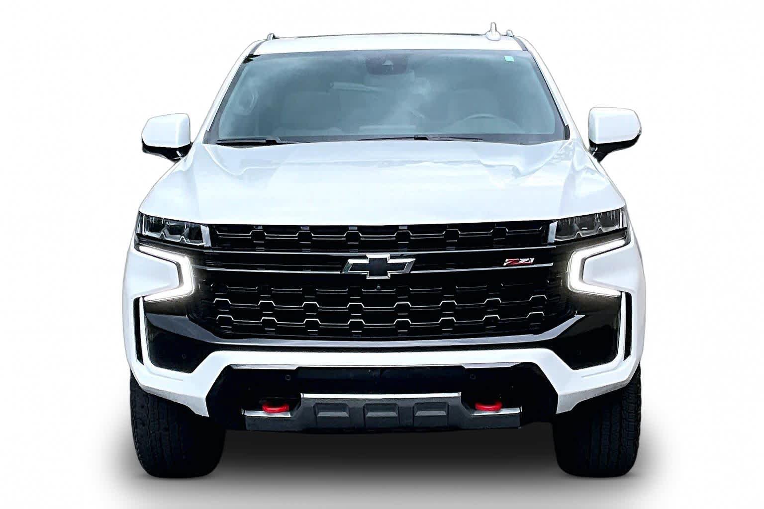 Used 2023 Chevrolet Tahoe Z71 w/ Luxury Package AWD/4WD image 4