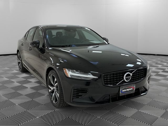 Used 2021 Volvo S60 T8 R-Design Expression AWD/4WD image 7