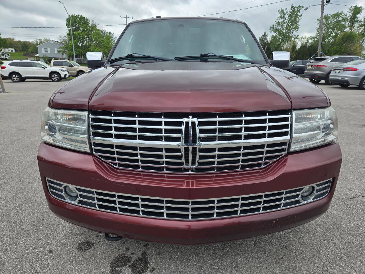 Used 2013 Lincoln Navigator 4WD w/ HD Trailer Tow Pkg image 2