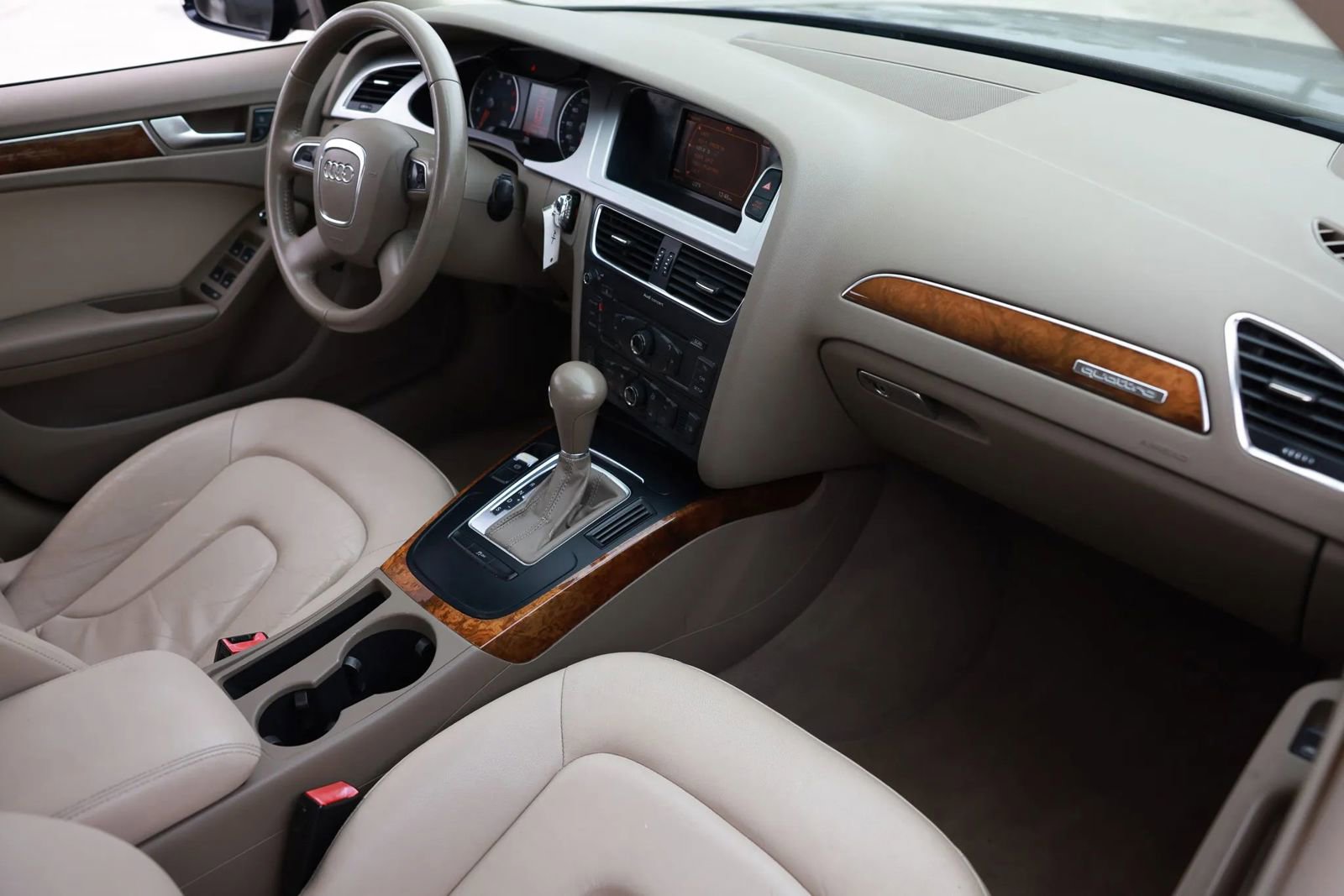 Used 2011 Audi A4 2.0T Premium image 18
