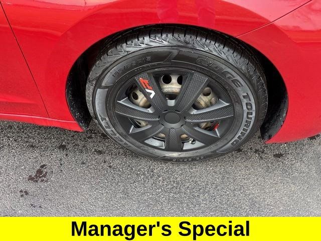 Used 2019 Hyundai Elantra SE image 40