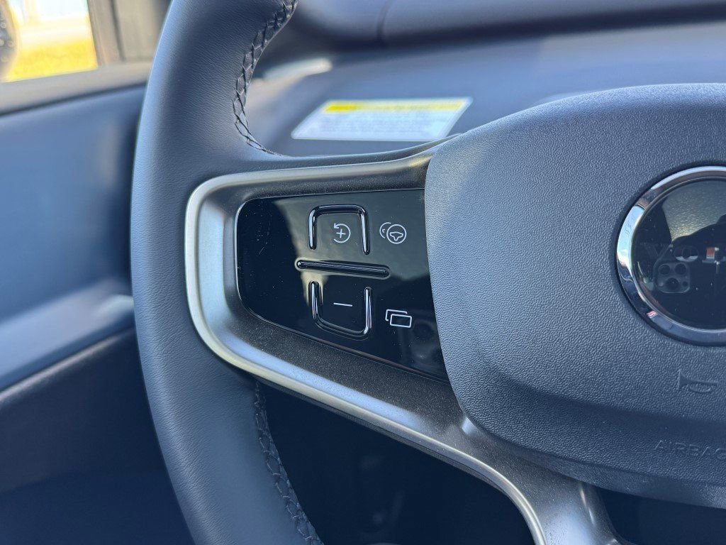 New 2026 Volvo EX30 Plus w/ Protection Package Premier image 27