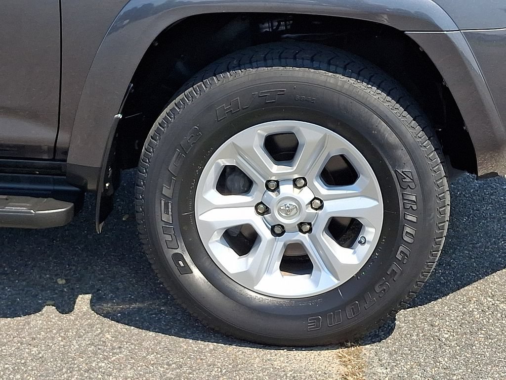 Used 2018 Toyota 4Runner SR5 Premium AWD/4WD image 8