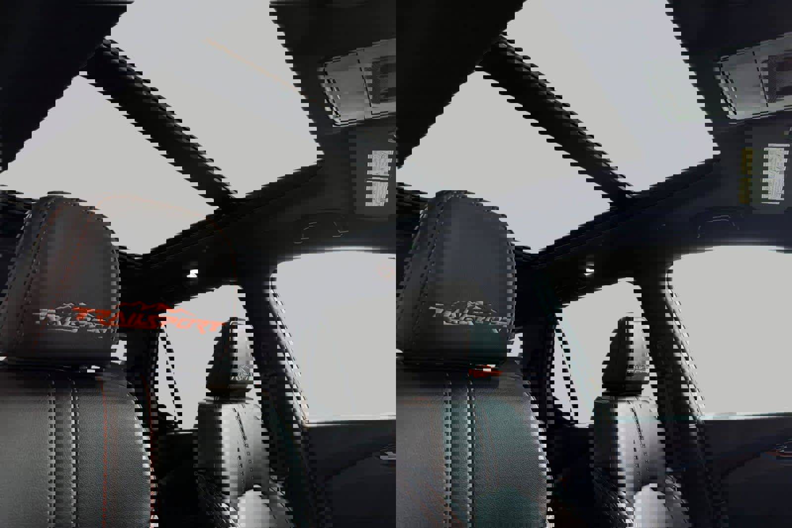 Used 2025 Honda Pilot TrailSport image 20