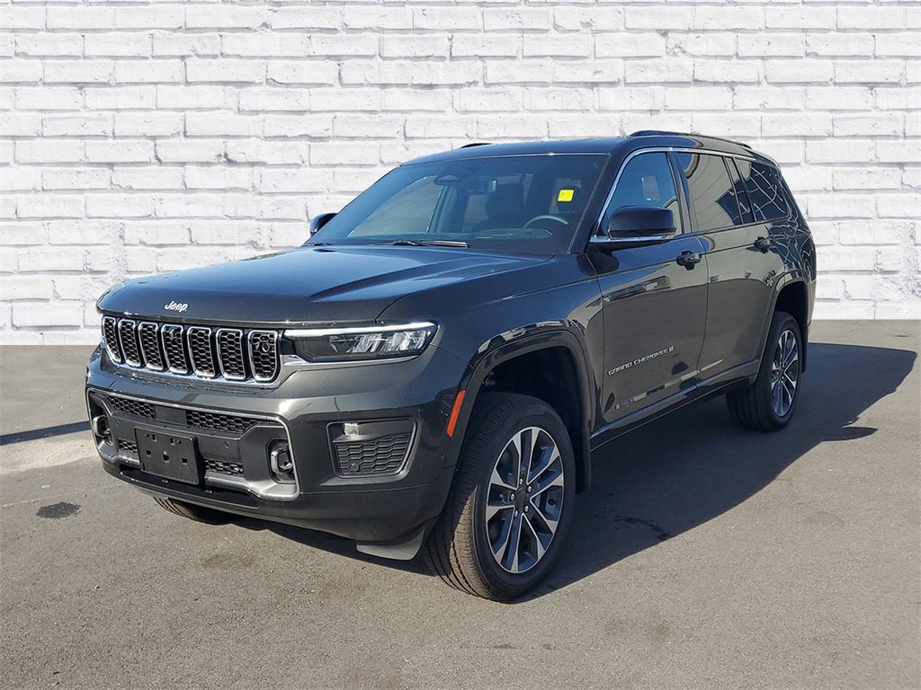 New 2025 Jeep Grand Cherokee L Overland w/ Advanced Protech Group III image 4
