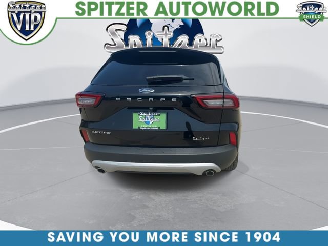 Used 2023 Ford Escape Active w/ Cold Weather Package FWD image 8