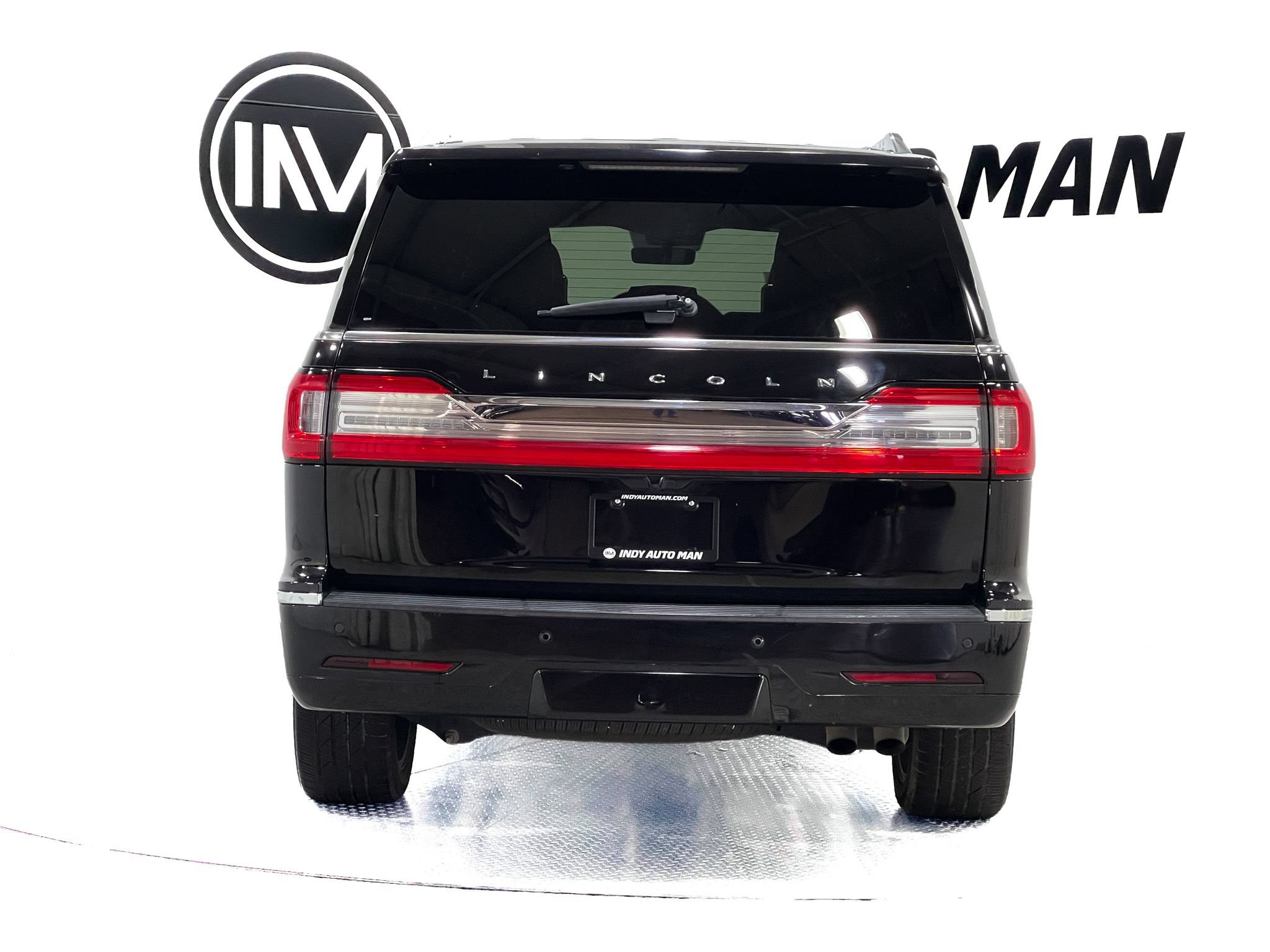 Used 2019 Lincoln Navigator Reserve AWD/4WD image 5