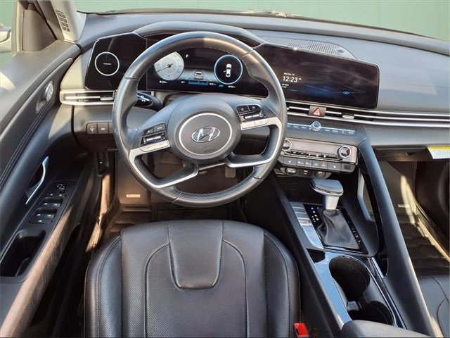 Certified 2023 Hyundai Elantra Limited image 15