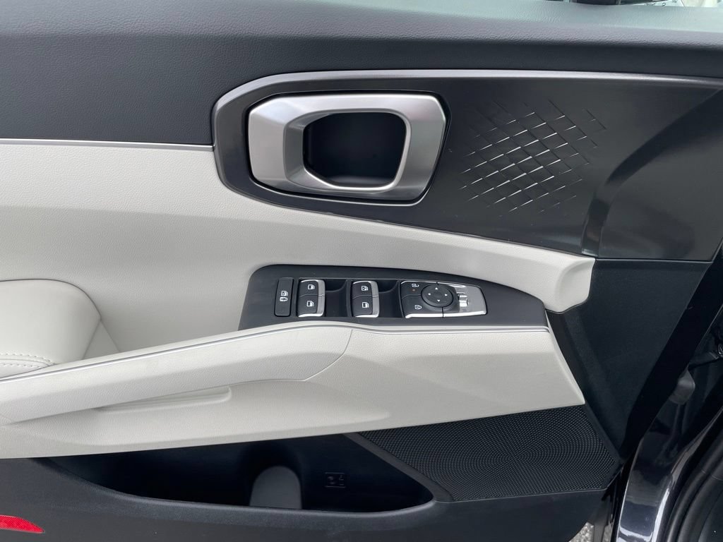 New 2026 Kia Sorento S w/ S Panoramic Sunroof Package FWD image 8