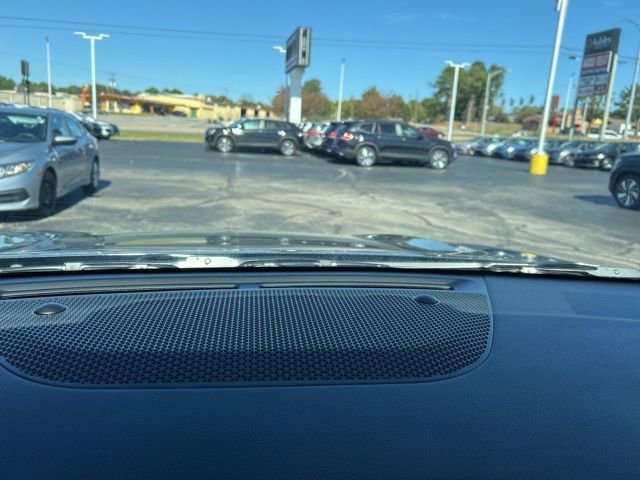 Used 2025 Kia Seltos EX image 13