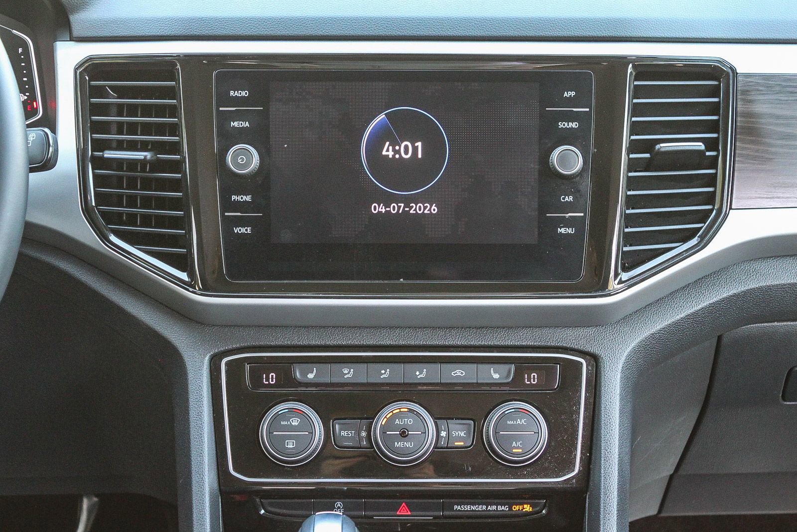 Certified 2023 Volkswagen Atlas SE image 15