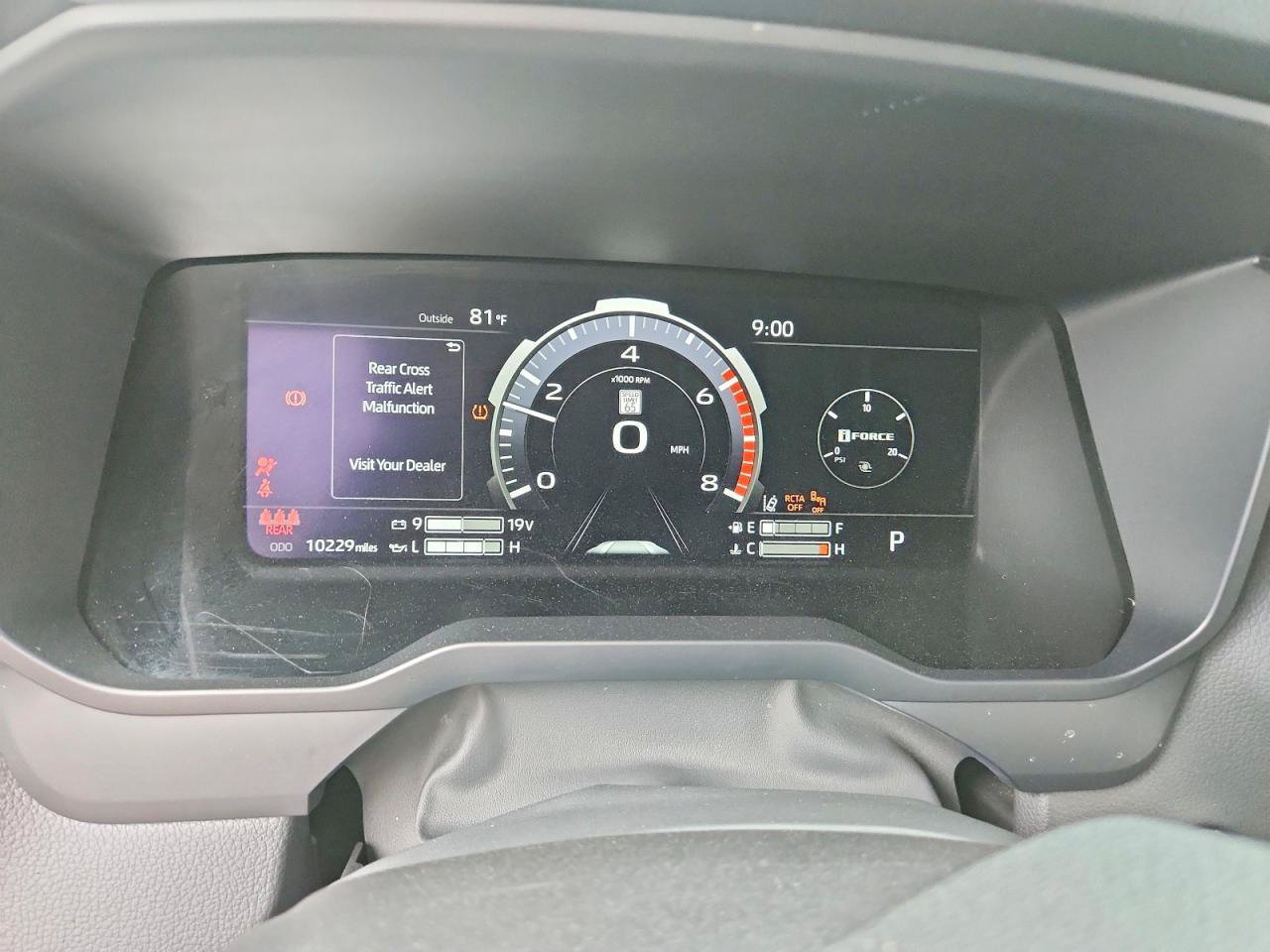 Used 2025 Toyota Tundra Limited AWD/4WD image 8