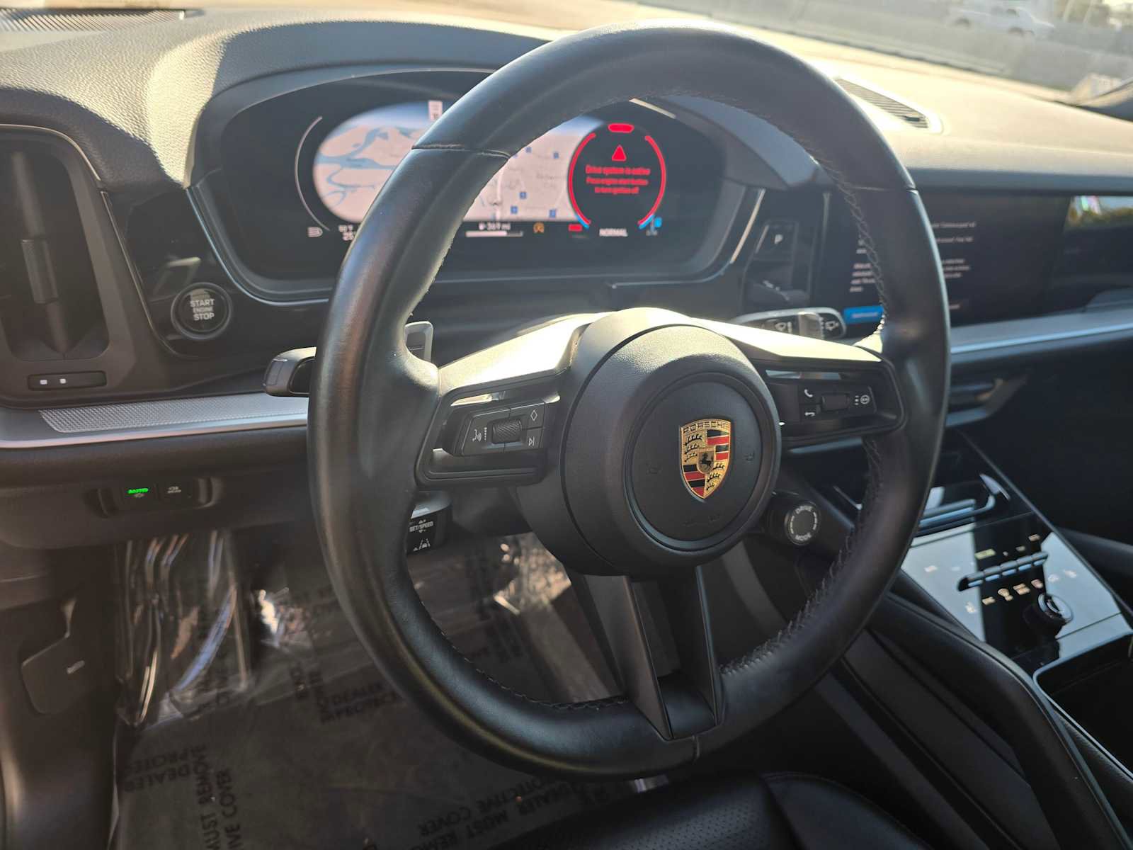 Used 2024 Porsche Cayenne image 26