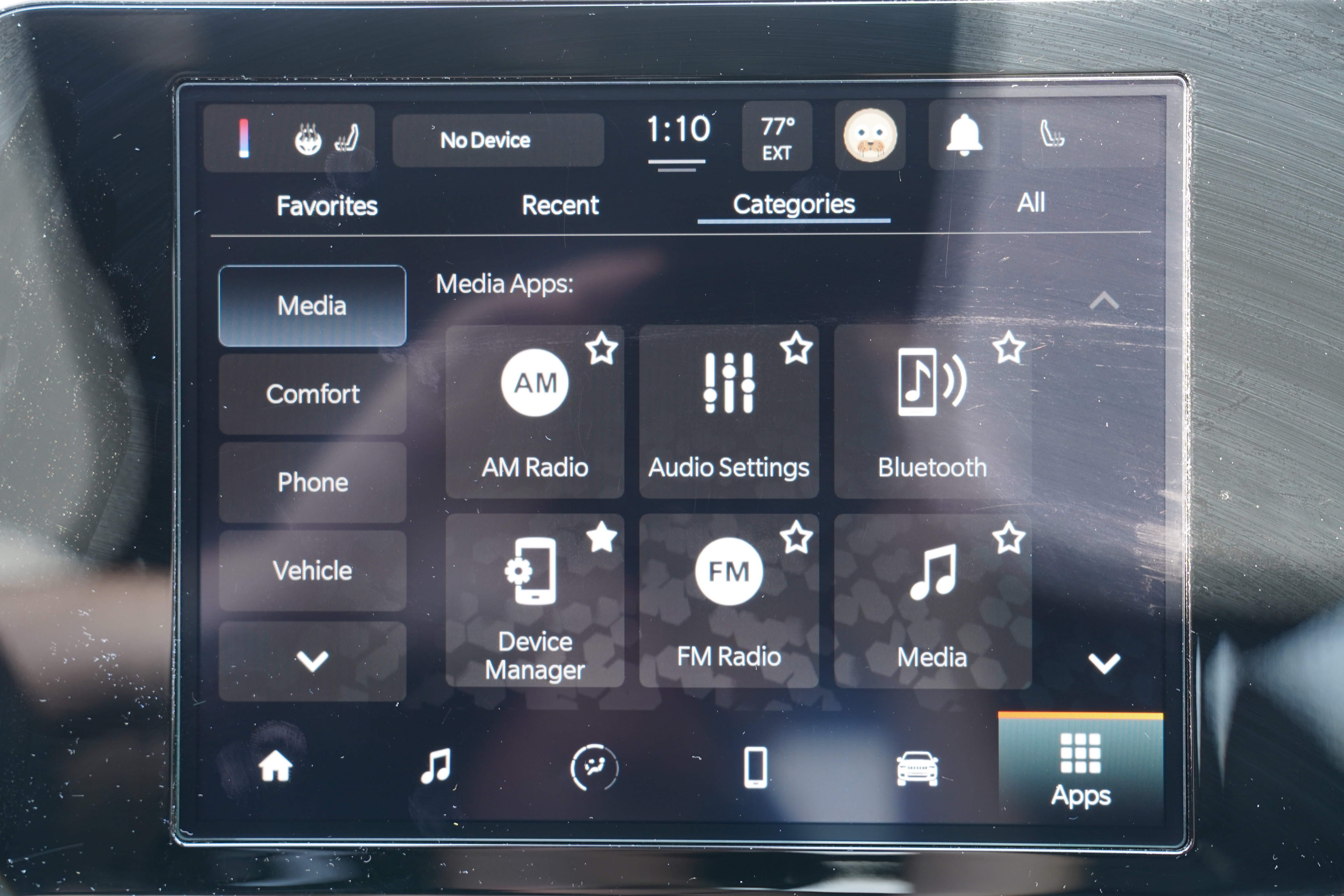 Used 2025 Jeep Compass Latitude AWD/4WD image 21