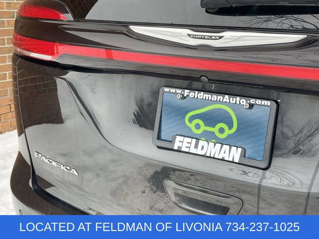 Used 2023 Chrysler Pacifica Limited image 31