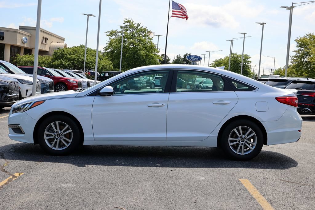 Used 2015 Hyundai Sonata SE w/ Option Group 09 FWD image 20