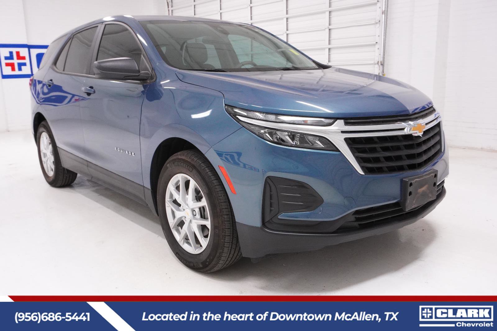 Used 2024 Chevrolet Equinox LS w/ Driver Confidence II Package image 3