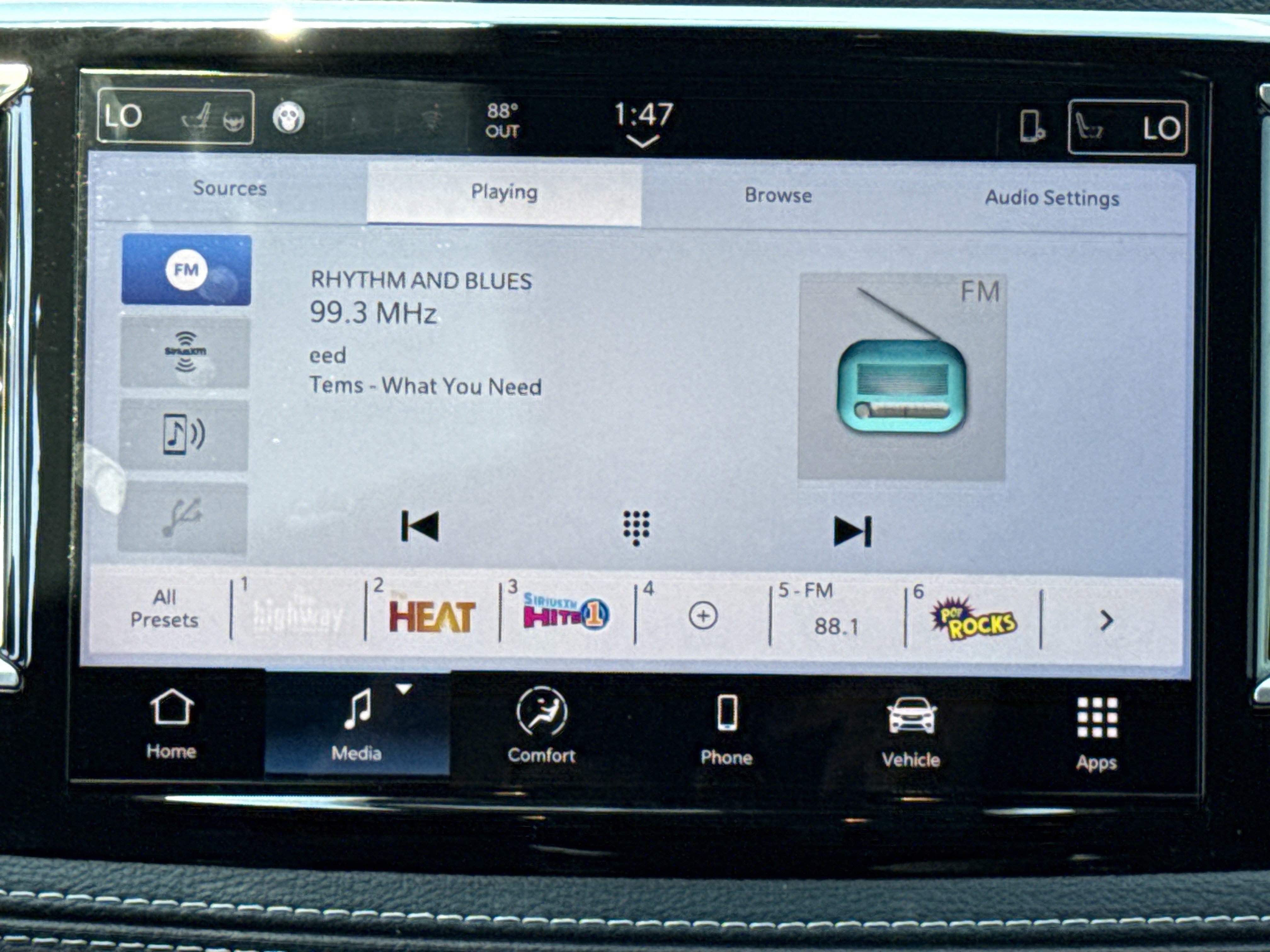 Used 2025 Chrysler Pacifica Select FWD image 22