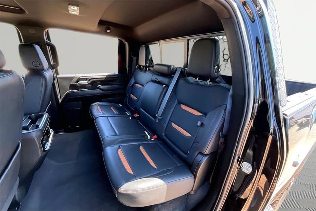 Used 2024 GMC Sierra 2500 AT4 w/ AT4 Premium Plus Package AWD/4WD image 16