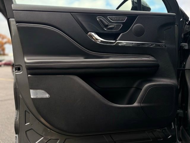 New 2026 Lincoln Corsair Premiere image 12