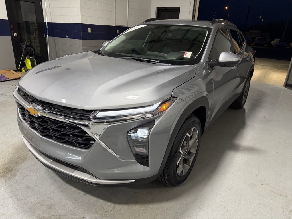 New 2026 Chevrolet Trax LT w/ Driver Confidence Package image 35