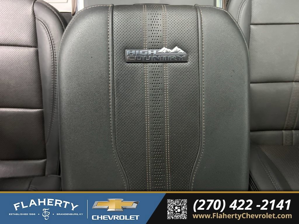 Used 2025 Chevrolet Silverado 2500 High Country w/ Midnight Edition image 32
