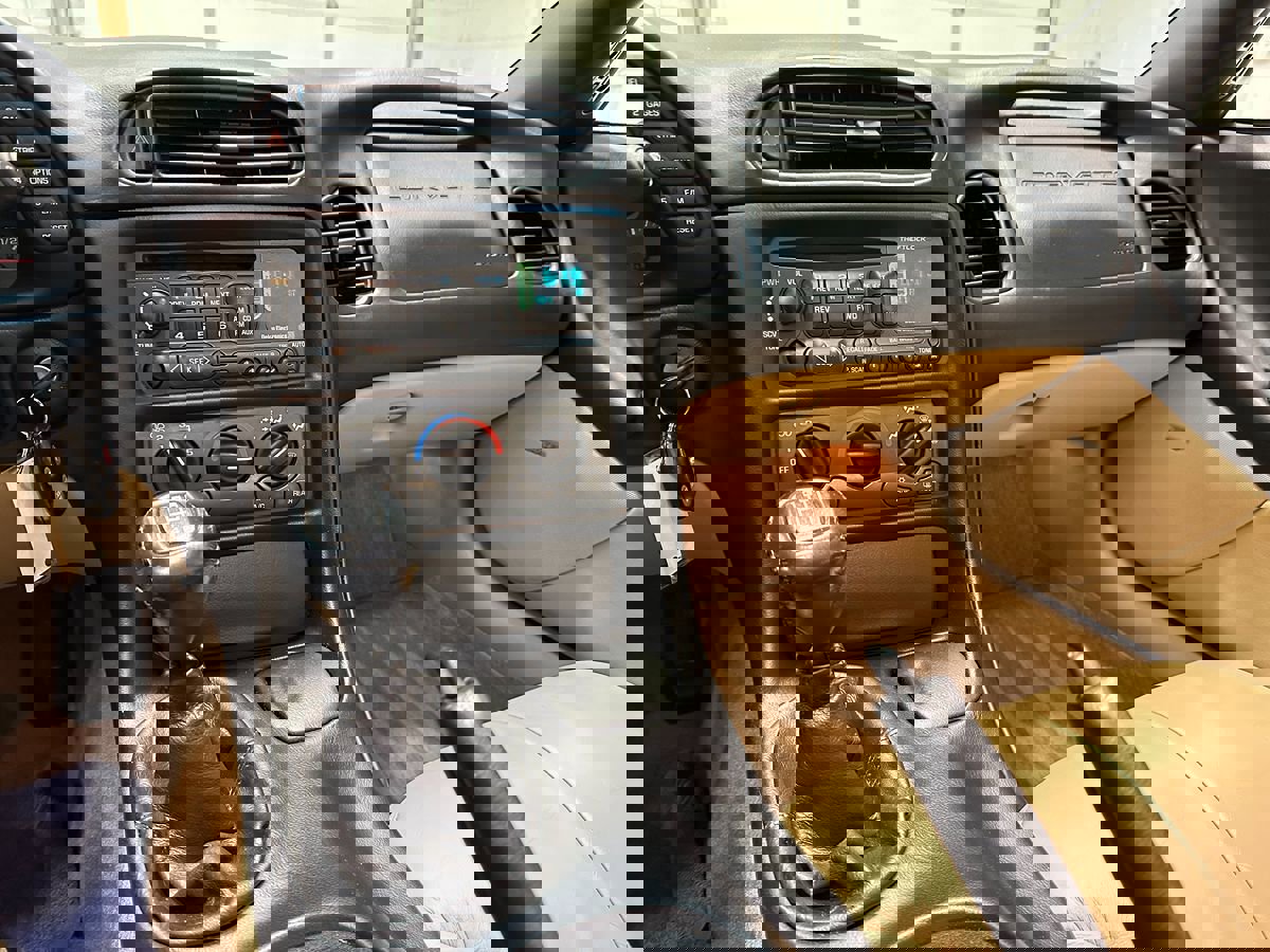 Used 2000 Chevrolet Corvette Convertible image 24