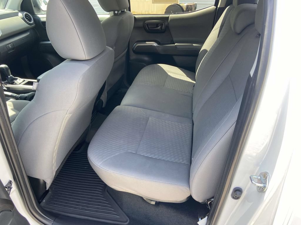 Used 2023 Toyota Tacoma SR5 RWD image 18