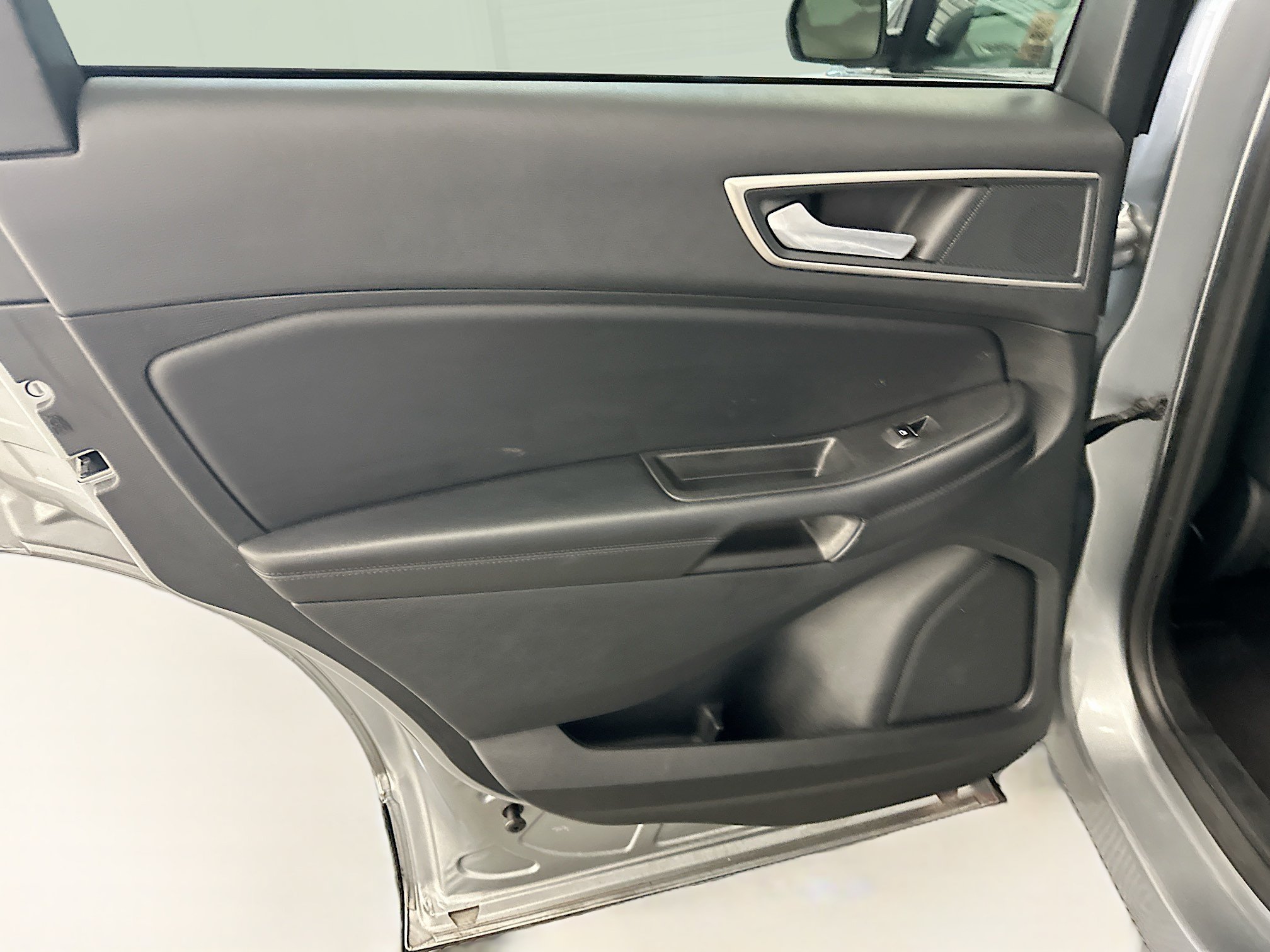 Used 2024 Ford Edge SEL AWD/4WD image 26
