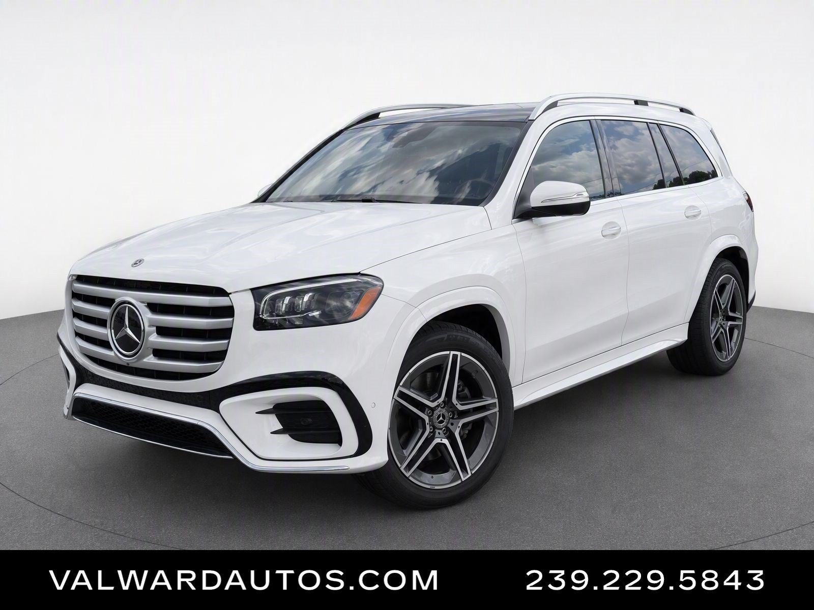 Used 2024 Mercedes-Benz GLS 450 4MATIC image 1
