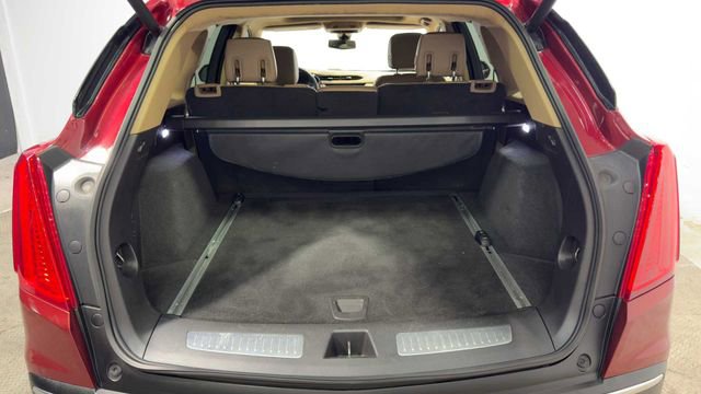Used 2019 Cadillac XT5 Platinum AWD/4WD image 36
