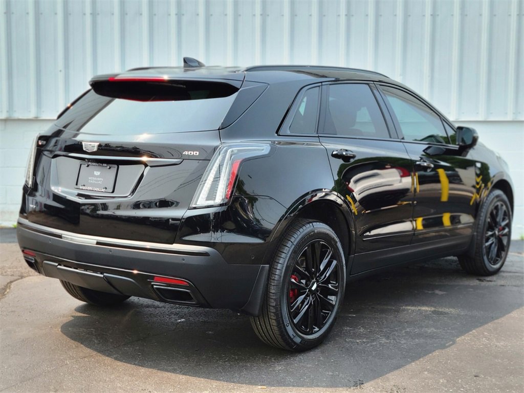 Certified 2022 Cadillac XT5 Sportv w/ LPO, ONYX Package image 5