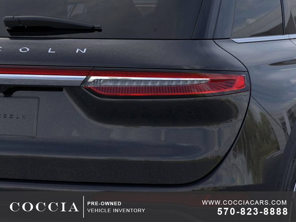 Used 2026 Lincoln Corsair Reserve AWD/4WD image 16